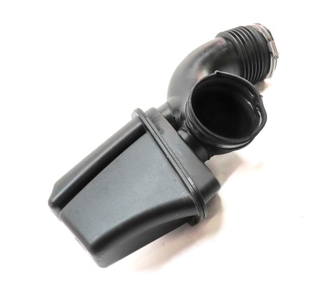 Thumbnail 3: 2007 BMW Z4 (E85) 3.0L (N52) ENGINE AIR INTAKE RESONATOR BOX w/ TUBE HOSE