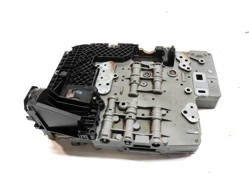 Thumbnail 4: 06-08 BMW Z4 (E85) 3.0L 6HP-19 AUTOMATIC TRANSMISSION VALVE BODY w/ MECHATRONIC