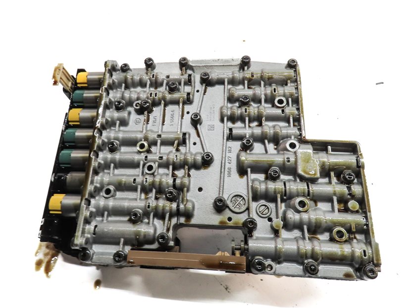 Thumbnail 5: 06-08 BMW Z4 (E85) 3.0L 6HP-19 AUTOMATIC TRANSMISSION VALVE BODY w/ MECHATRONIC