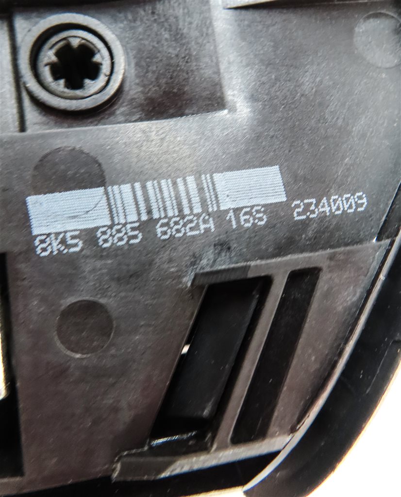 Thumbnail 6: 2010 AUDI S5 (B8 8T) REAR RIGHT FOLDING SEAT BACK RELEASE LATCH HANDLE (BLACK)
