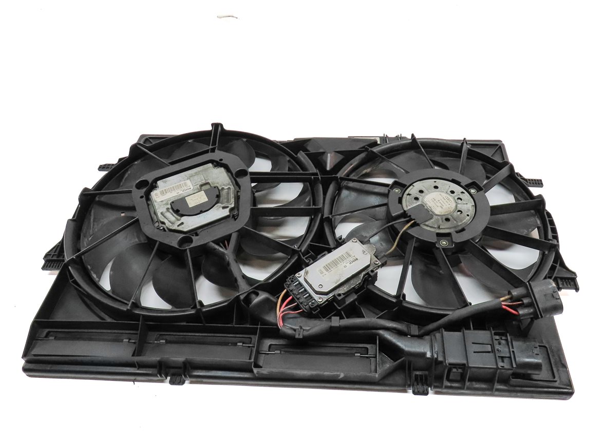 Thumbnail 5: 2009-2012 AUDI A5 S4 S5 (B8 8K 8T 8R) RADIATIOR COOLING FAN ASSEMBLY & SHROUD