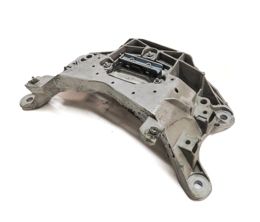 2010 AUDI S5 (B8 8T) TRANSMISSION CROSSMEMBER SUBFRAME MOUNT BRACKET
