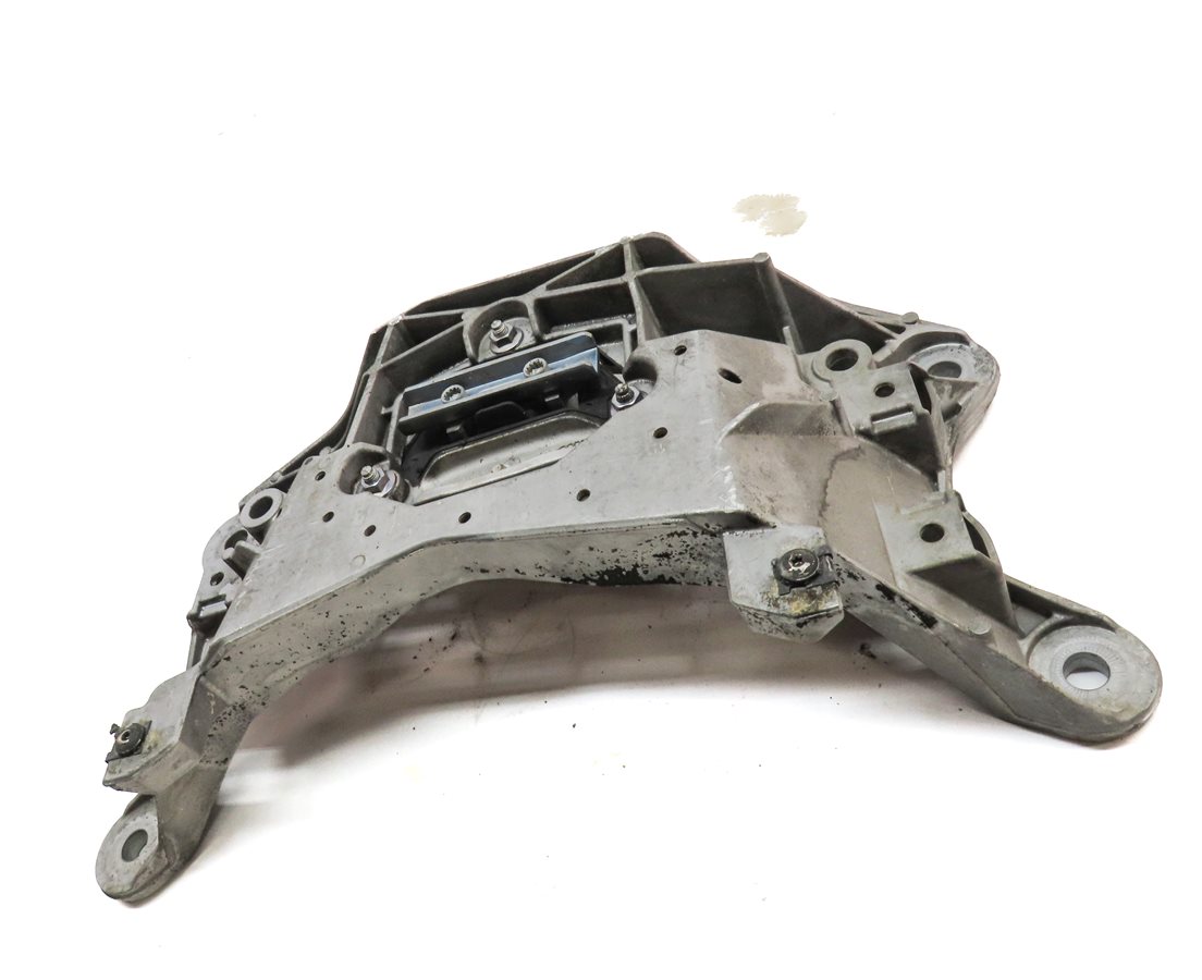 Thumbnail 2: 2010 AUDI S5 (B8 8T) TRANSMISSION CROSSMEMBER SUBFRAME MOUNT BRACKET