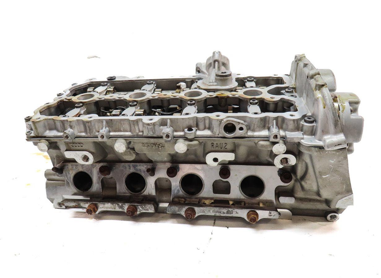 Thumbnail 6: 2009-2012 AUDI S5 (B8 8T) 4.2L TFSI V8 ENGINE LEFT DRIVER CYLINDER HEAD