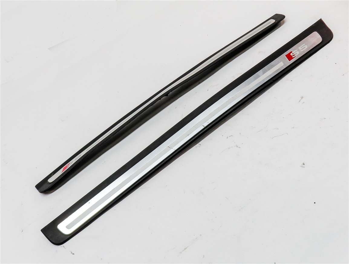 Thumbnail 3: 2010 AUDI S5 (B8 8T) FRONT LEFT & RIGHT DOOR SILL SCUFF TRIM PLATE SET/2