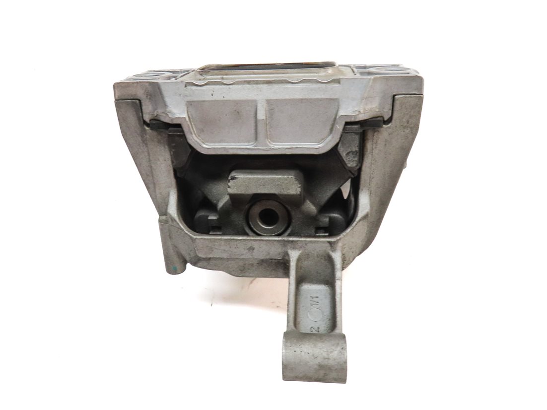 Thumbnail 7: 2015 AUDI Q3 PREM+ (8U) 2.0L (CCTA) FRONT RIGHT PASSENGER ENGINE MOTOR MOUNT