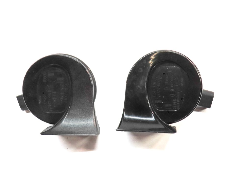 Thumbnail 2: 2015-2018 AUDI Q3 (8U) HIGH & LOW TONE SAFETY HORN SET-2