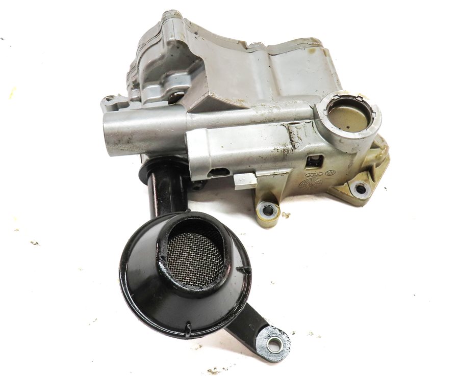 Thumbnail 4: 2015 AUDI Q3 PREM+ (8U) 2.0L (CCTA) ENGINE MOTOR OIL FLUID PUMP w/ PICK UP TUBE