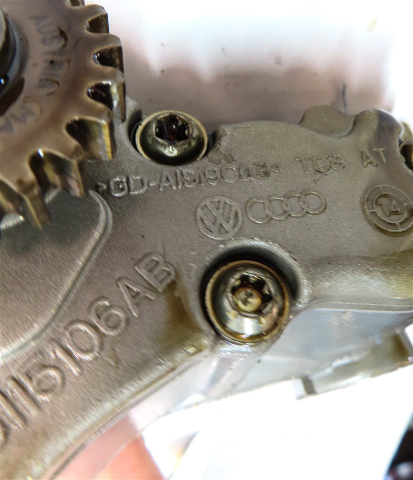 Thumbnail 8: 2015 AUDI Q3 PREM+ (8U) 2.0L (CCTA) ENGINE MOTOR OIL FLUID PUMP w/ PICK UP TUBE