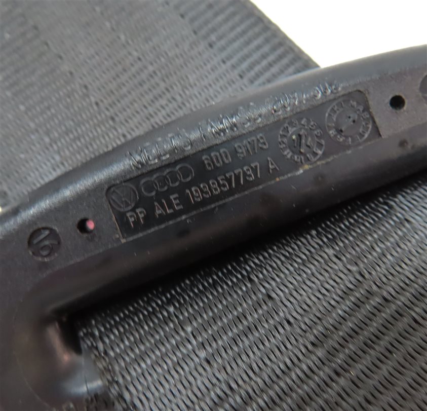 Thumbnail 6: 2015 AUDI Q3 (8U) REAR LEFT SEAT SEATBELT BELT RETRACTOR (Gray)