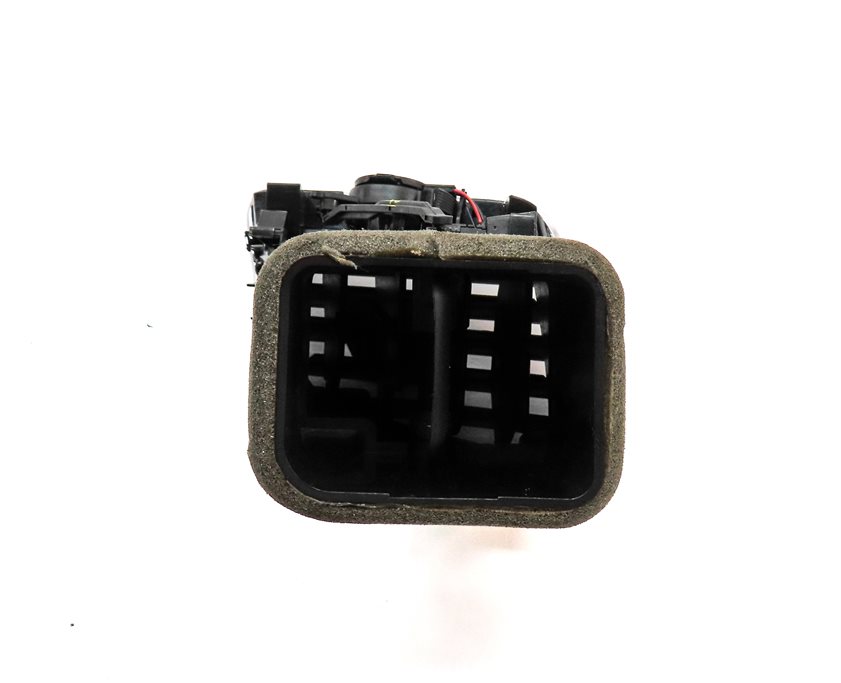 Thumbnail 4: 2015 AUDI Q3 (8U) FRONT LEFT OUTER DASH HEAT AIR AC HVAC VENT (Black)