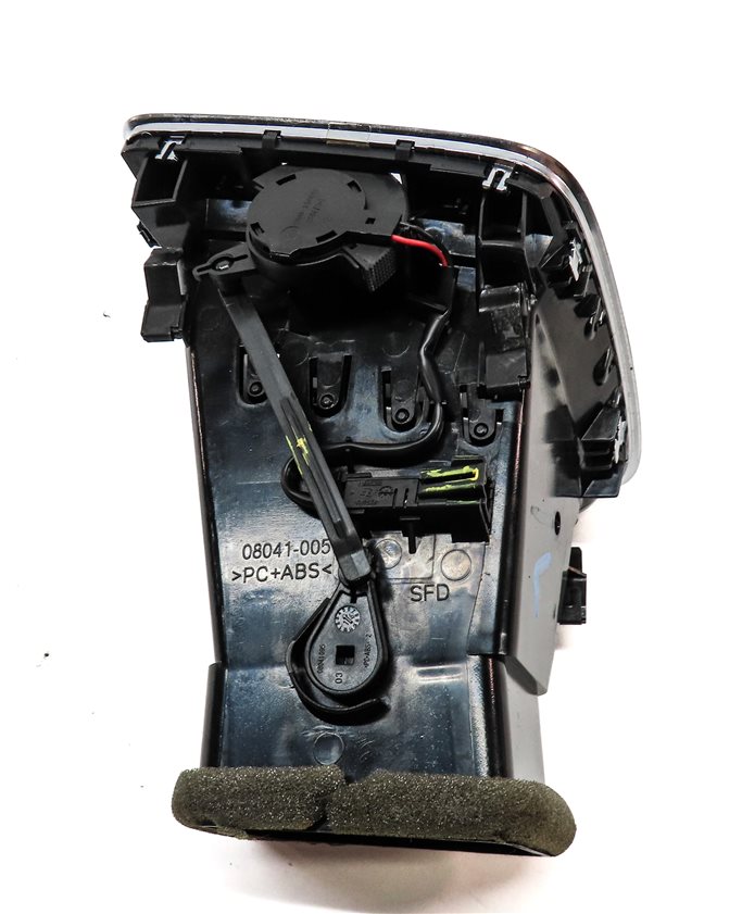 Thumbnail 5: 2015 AUDI Q3 (8U) FRONT LEFT OUTER DASH HEAT AIR AC HVAC VENT (Black)