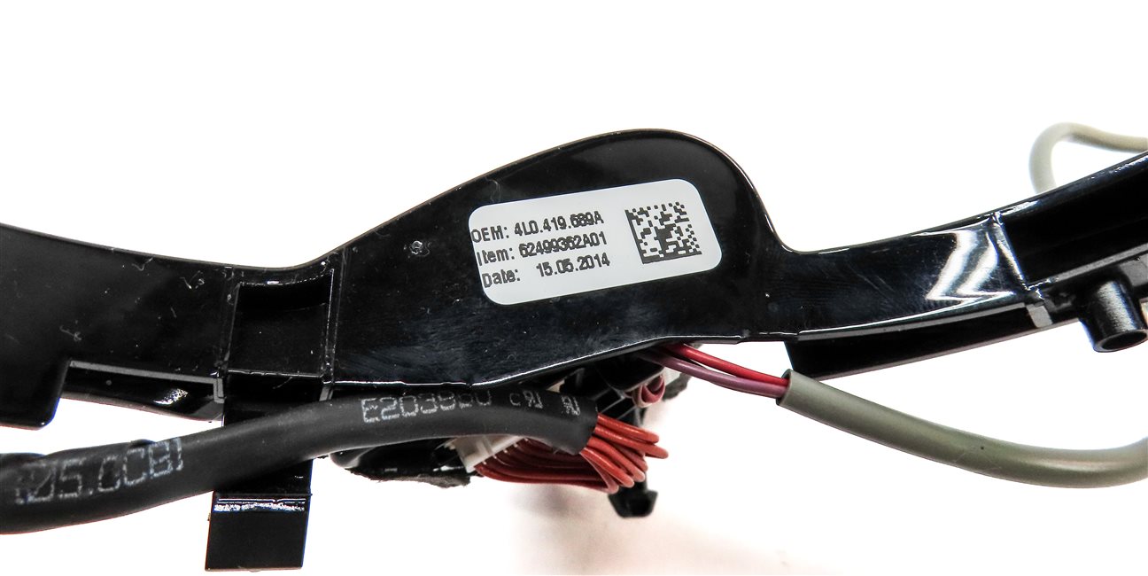 Thumbnail 6: 2015 AUDI Q3 (8U) STEERING WHEEL RADIO PHONE MEDIA SELECTOR SWITCH BUTTONS