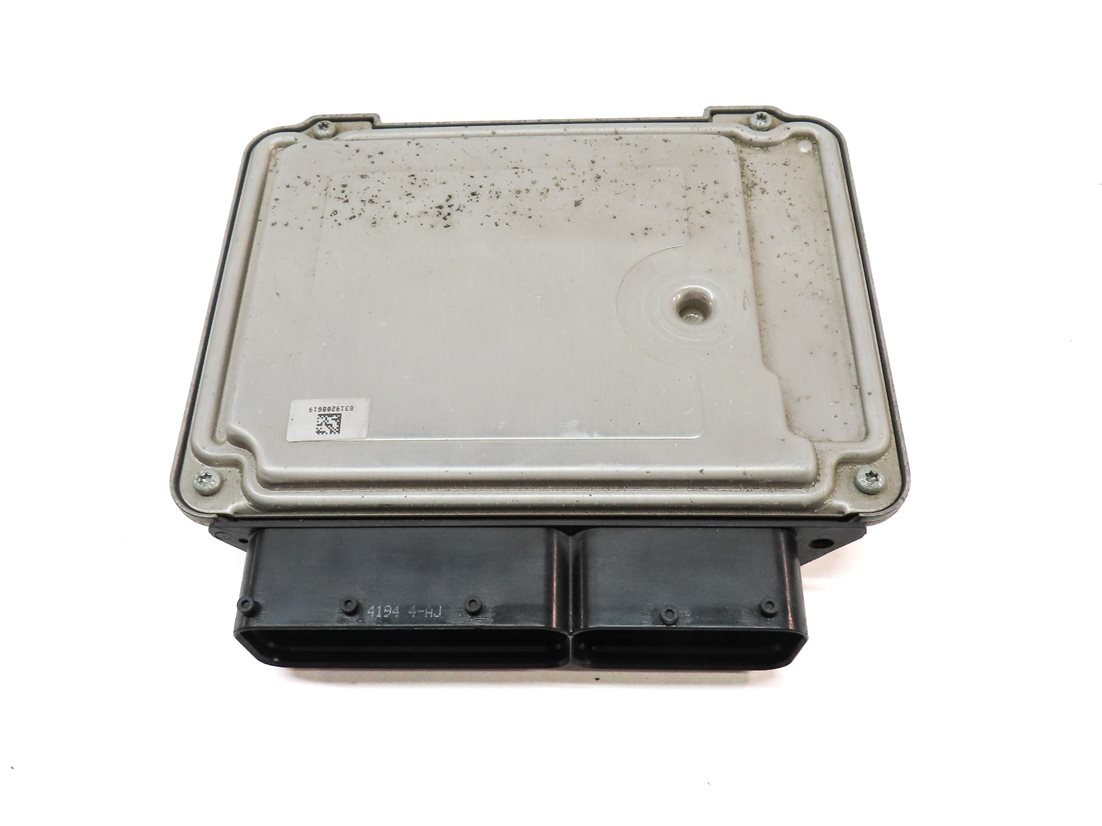 Thumbnail 5: 2015 AUDI Q3 (8U) 2.0L CCTA ENGINE COMPUTER CONTROL MODULE ECM 