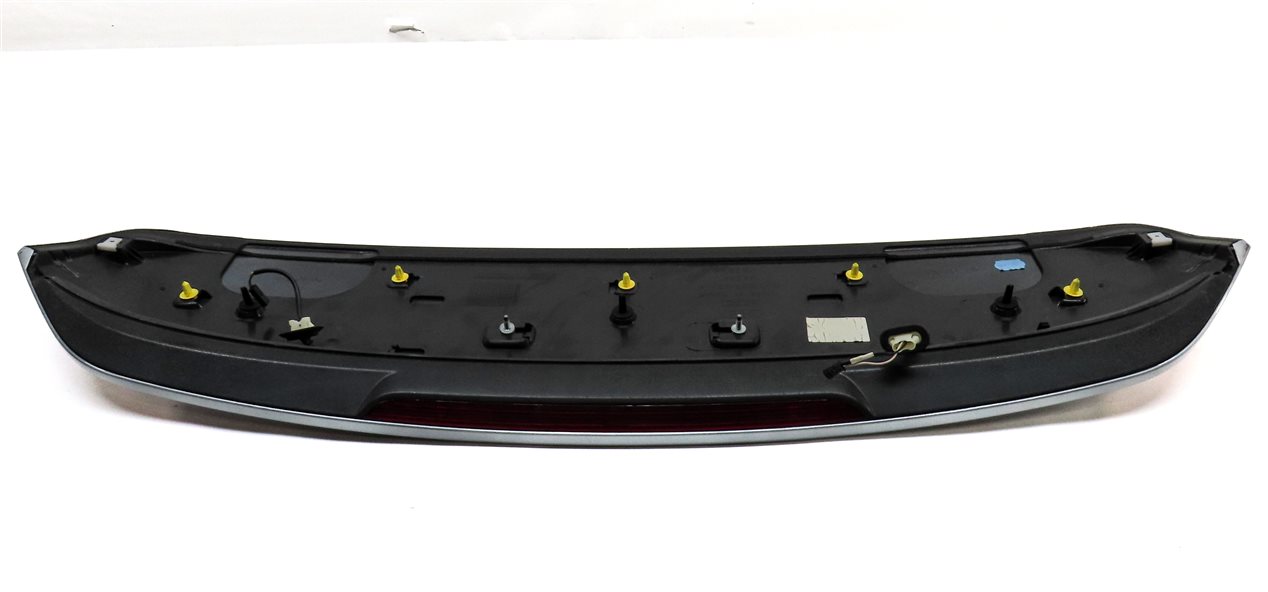 Thumbnail 5: 2015-2018 AUDI Q3 (8U) REAR SPOILER WING w/ THIRD 3rd BRAKE LIGHT (Silver)