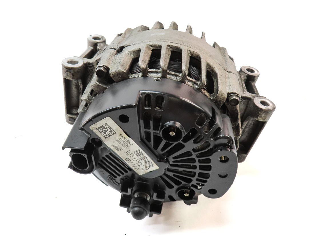 Thumbnail 5: 2015-2018 AUDI Q3 (8U) 2.0L ENGINE 140 AMP ALTERNATOR POWER GENERATOR (VALEO)