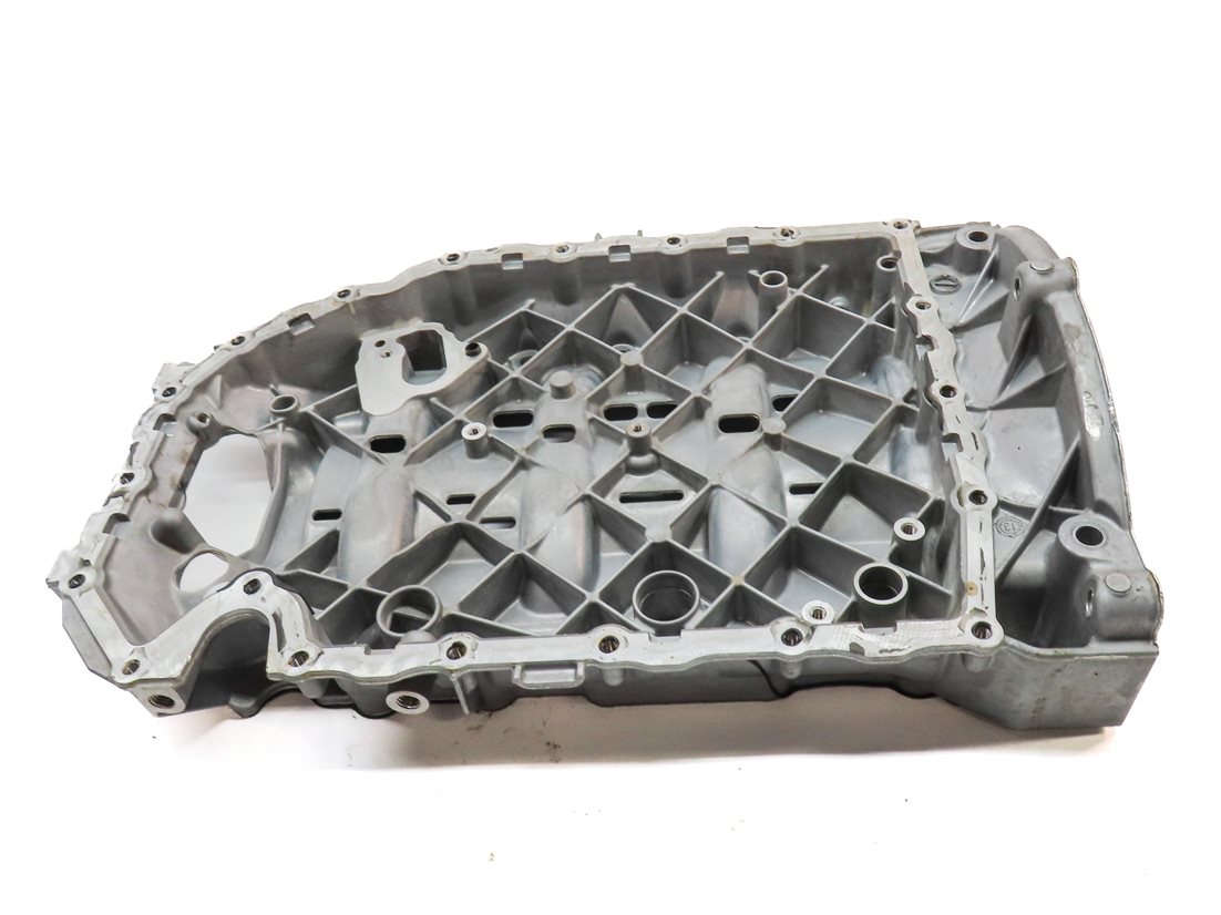 Thumbnail 2: 2009-2018 VW EOS TIGUAN AUDI Q3 (8U) 2.0L TURBO ENGINE UPPER OIL PAN CRADLE