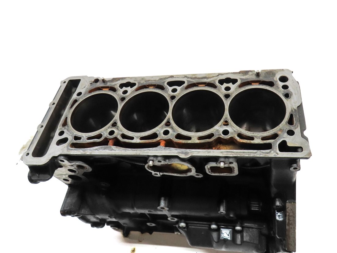 Thumbnail 4: 2014-2018 AUDI Q3 (8U) VW CC EOS TIGUAN 2.0L TURBO ENGINE CYLINDER BLOCK BARE
