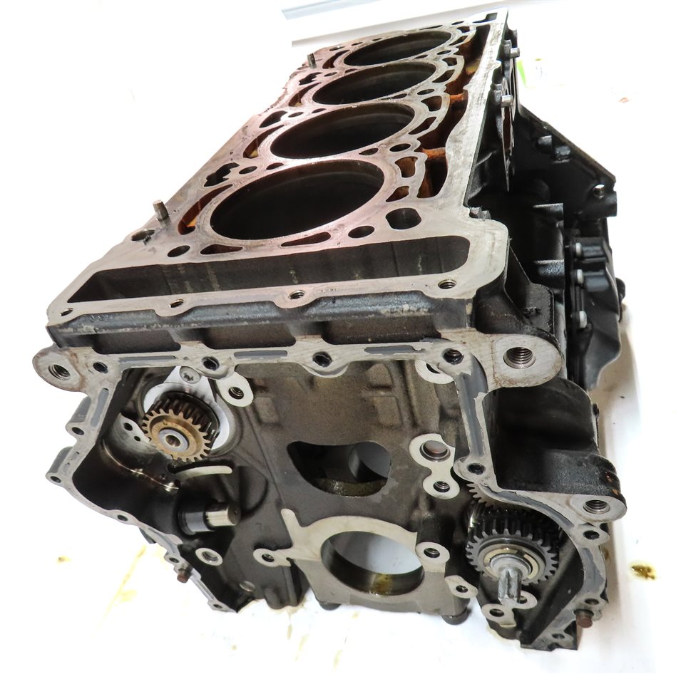 Thumbnail 6: 2014-2018 AUDI Q3 (8U) VW CC EOS TIGUAN 2.0L TURBO ENGINE CYLINDER BLOCK BARE