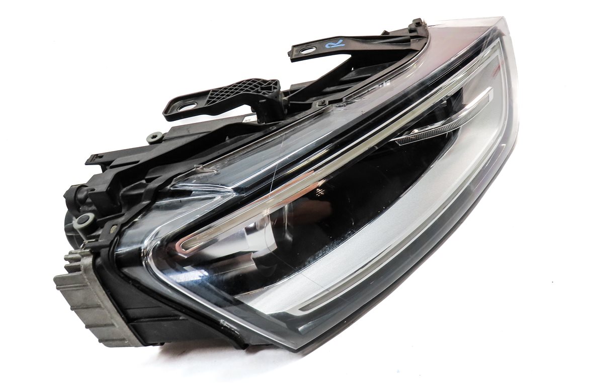 Thumbnail 4: 2015 AUDI Q3 (8U) FRONT RIGHT PASSENGER XENON HID HEADLIGHT LIGHT LAMP (NON AFS)