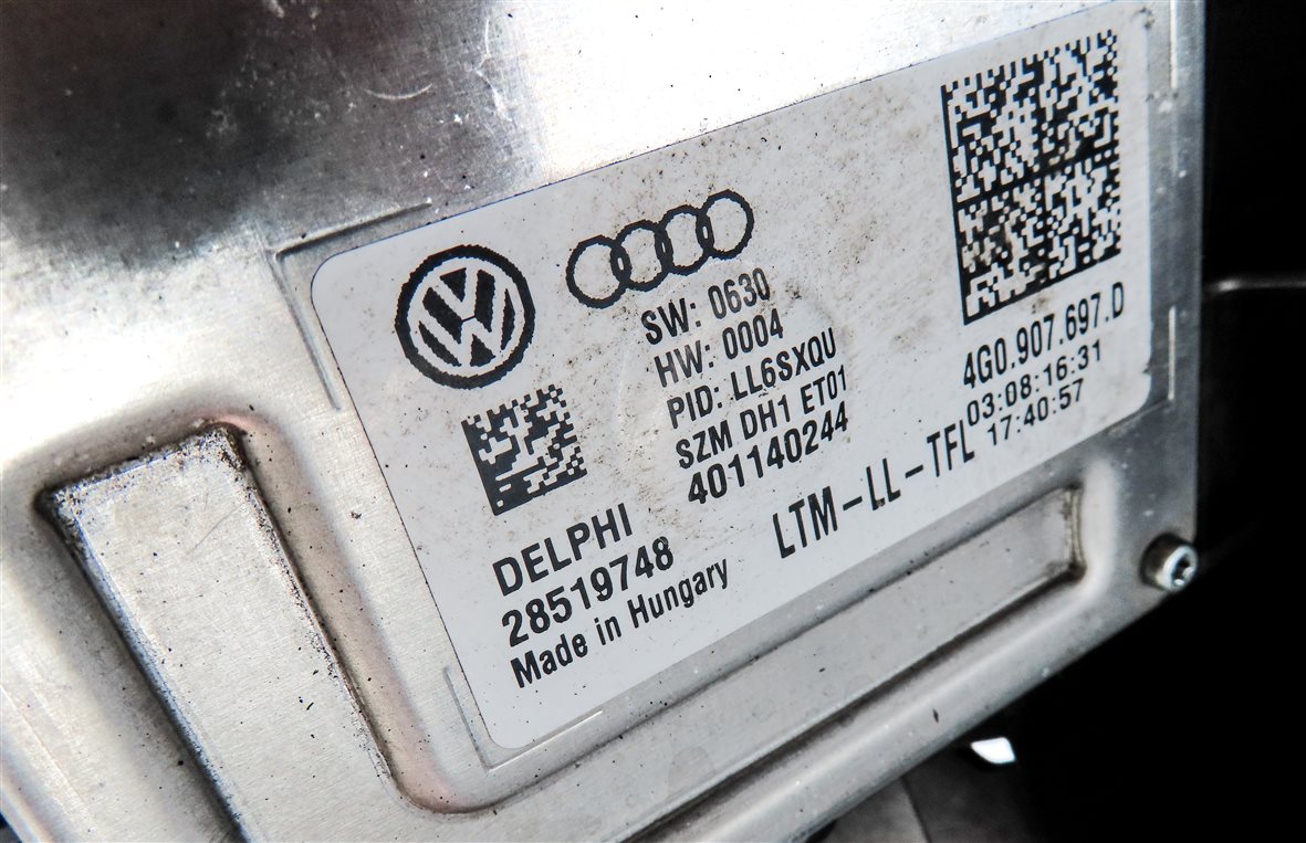 Thumbnail 8: 2015 AUDI Q3 (8U) FRONT RIGHT PASSENGER XENON HID HEADLIGHT LIGHT LAMP (NON AFS)