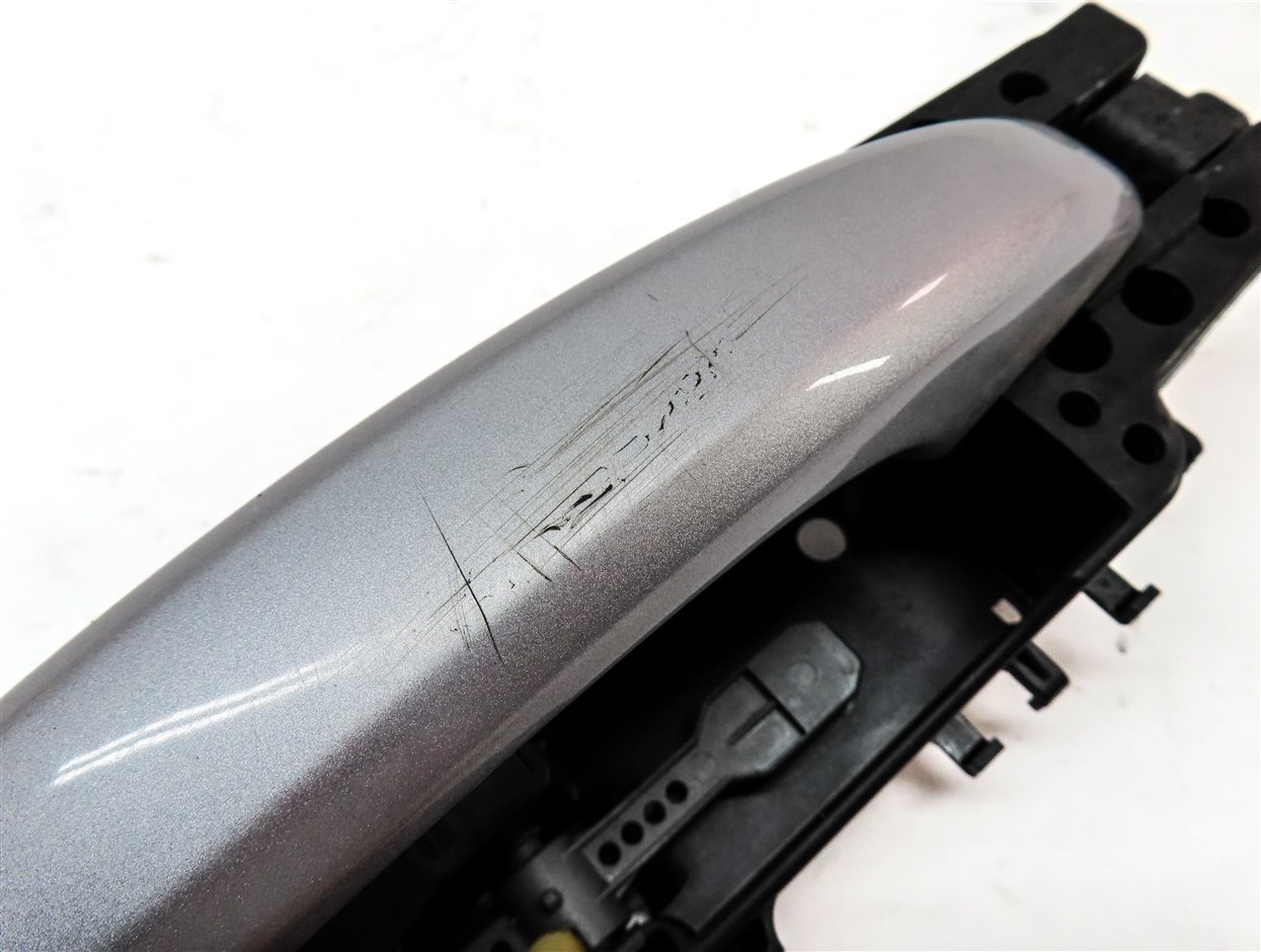Thumbnail 6: 2015-2018 AUDI Q3 (8U) RIGHT FRONT PASSENGER DOOR HANDLE (Silver)