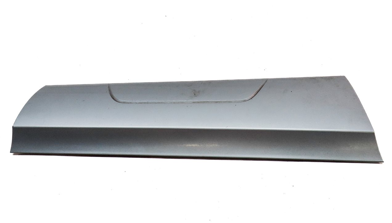 Thumbnail 4: 2015 AUDI Q3 (8U) REAR RIGHT LOWER EXTERIOR DOOR TRIM PANEL MOULDING (Silver)