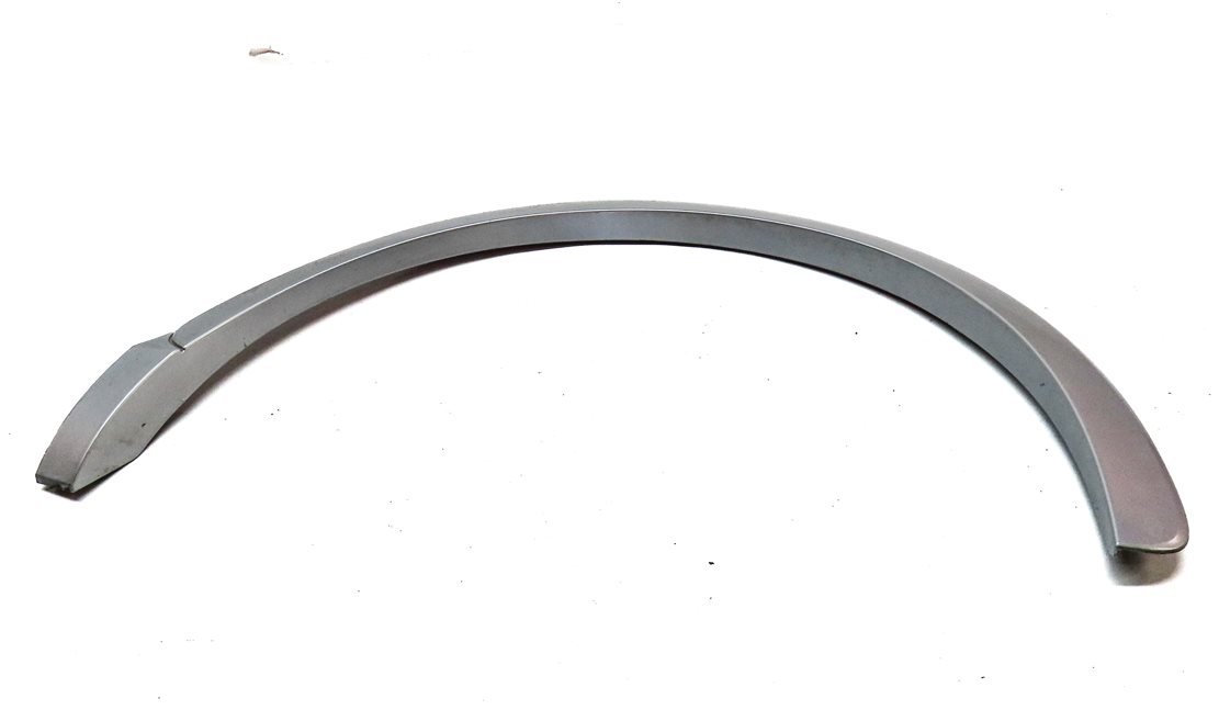 Thumbnail 4: 2015 AUDI Q3 (8U) REAR LEFT WHEEL WELL FENDER ARCH FLARE MOULDING TRIM (Silver)