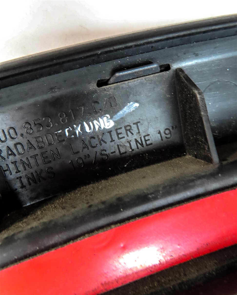 Thumbnail 6: 2015 AUDI Q3 (8U) REAR LEFT WHEEL WELL FENDER ARCH FLARE MOULDING TRIM (Silver)