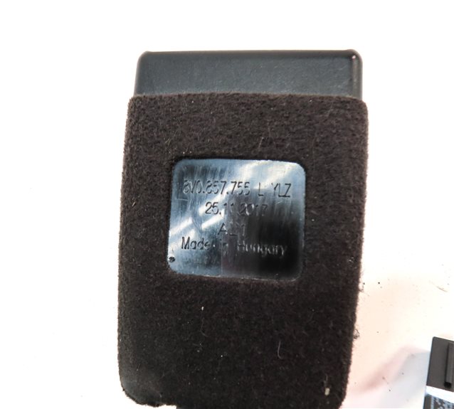 Thumbnail 5: 2017-2019 AUDI A3 S3 (8V 8Y) FRONT LEFT DRIVER SEATBELT BUCKLE RECEIVER (BLACK)