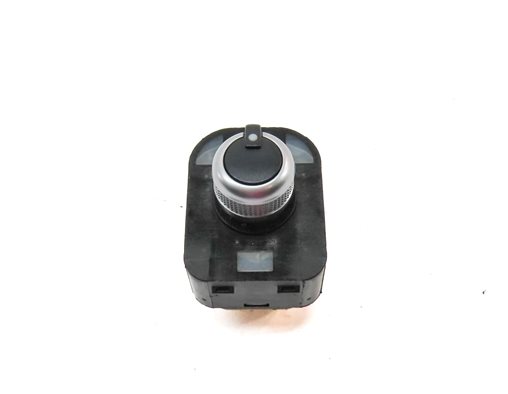 Thumbnail 2: 2017-2020 AUDI A3 S3 (8V 8Y) FRONT LEFT DRIVER MIRROR ADJUST SWITCH CONTROL KNOB