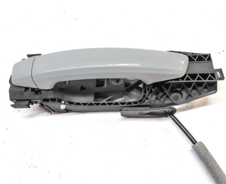 Thumbnail 4: 2016-2017 AUDI TT (MK3) REAR RIGHT PASSENGER DOOR HANDLE (White)