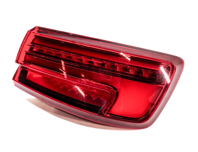 17-19 AUDI A3 (8V) REAR RIGHT OUTER QUARTER PANEL LED TAILLIGHT TAIL LIGHT LAMP