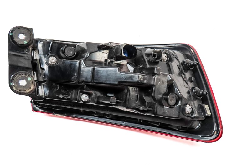 Thumbnail 5: 17-19 AUDI A3 (8V) REAR RIGHT OUTER QUARTER PANEL LED TAILLIGHT TAIL LIGHT LAMP