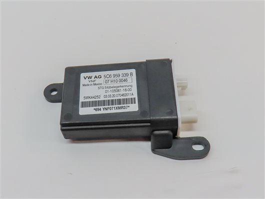 Thumbnail 2: 2018 AUDI A3 (8V) FRONT RIGHT PASSENGER SEAT WEIGHT OCCUPANCY SENSOR