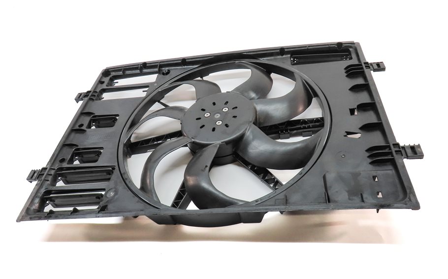 Thumbnail 2: 2017-2019 AUDI A3 (8V) 2.0L TURBO ENGINE RADIATOR COOLING FAN BLADE w/ MOTOR