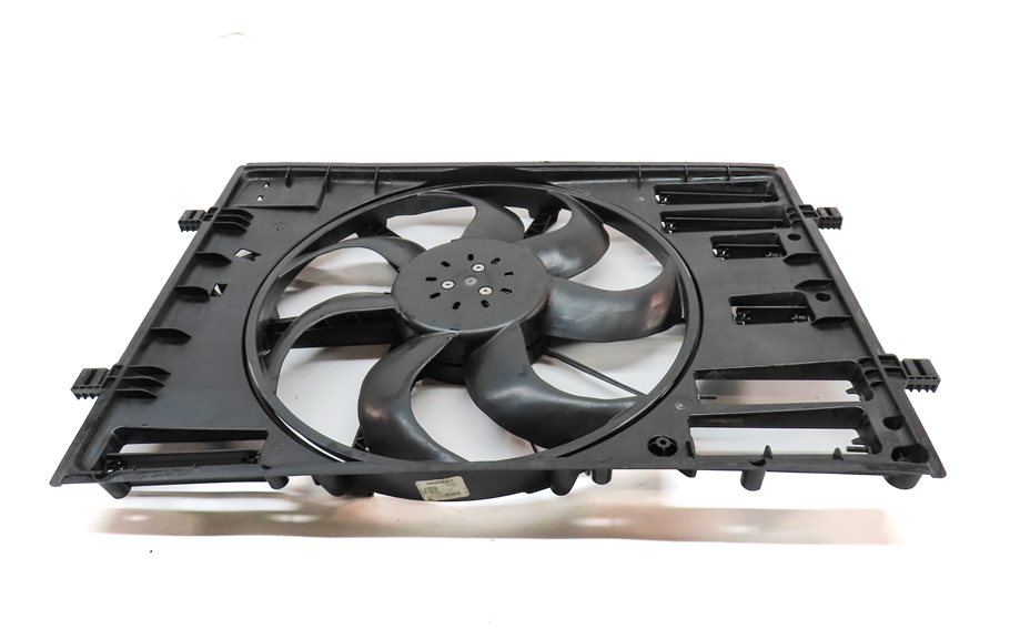 Thumbnail 4: 2017-2019 AUDI A3 (8V) 2.0L TURBO ENGINE RADIATOR COOLING FAN BLADE w/ MOTOR
