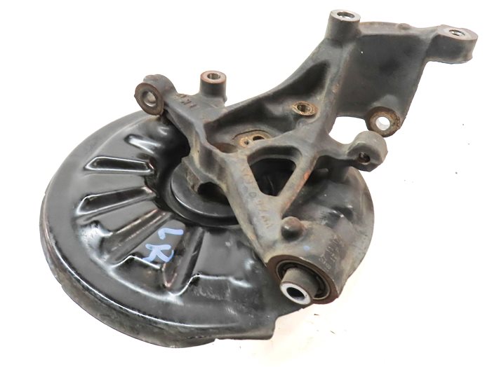 Thumbnail 2: 2015-2018 VW GOLF AUDI A3 (8V) 4 LINK LEFT DRIVER REAR SPINDLE KNUCKLE STUB HUB