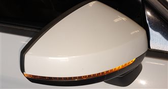 Thumbnail 2: 15-18 AUDI A3 S3 (8V) RIGHT PASSENGER MANUAL FOLD HEATED DOOR MIRROR (White)