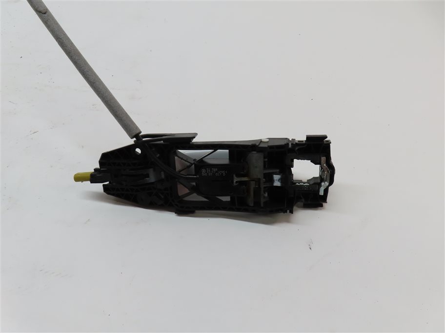 Thumbnail 5: 15-18 AUDI A3 S3 RS3 TT (8V MK3) LEFT FRONT DRIVER KEYLESS DOOR HANDLE (White)
