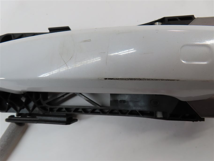 Thumbnail 6: 15-18 AUDI A3 S3 RS3 TT (8V MK3) LEFT FRONT DRIVER KEYLESS DOOR HANDLE (White)