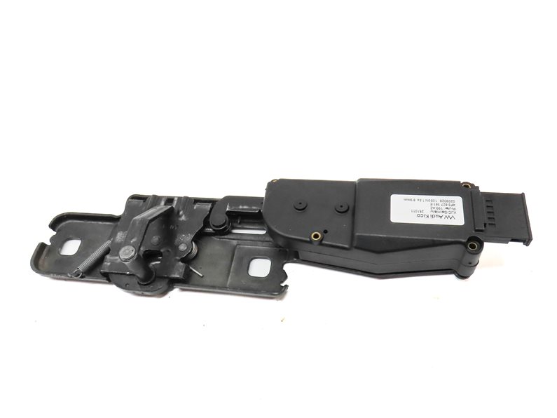 Thumbnail 5: 2012 AUDI Q5 (B8 8R) REAR HATCH TAILGATE TRUNK LATCH STRIKER PLATE