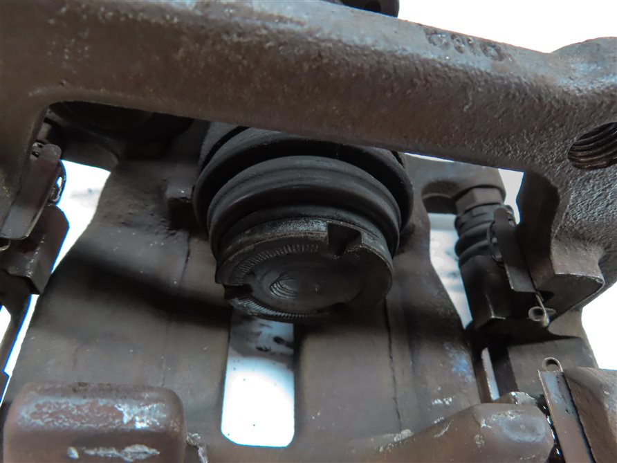 Thumbnail 7: 2009-2013 AUDI Q5 (8R) LEFT DRIVER REAR ABS DISC BRAKE CALIPER (12.99" ROTOR)