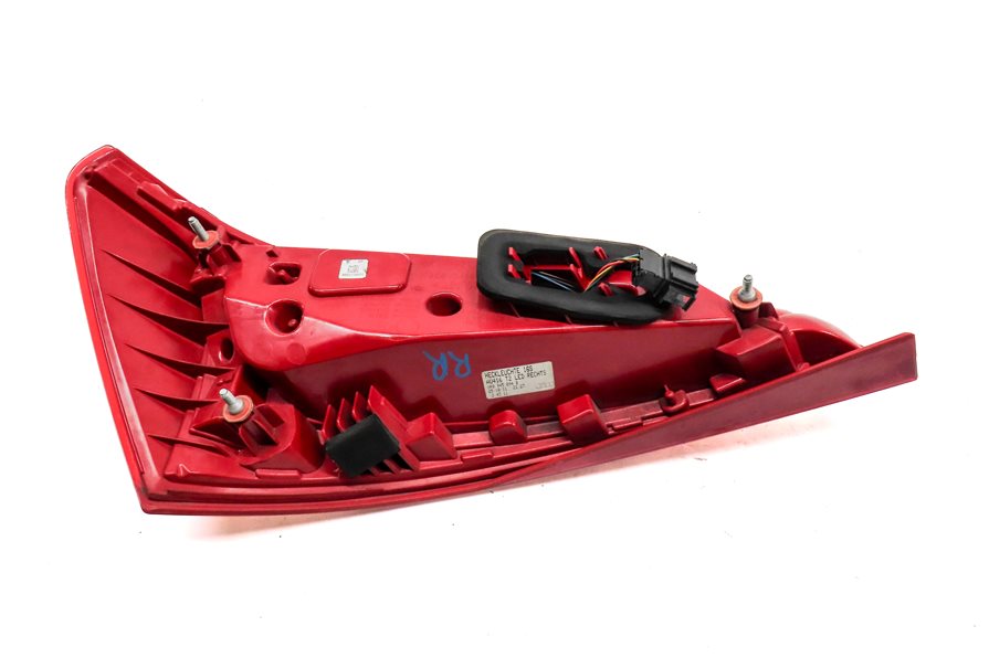 Thumbnail 4: 2009-2012 AUDI Q5 (8R) RIGHT PASSENGER REAR TRUNK TAILLIGHT BRAKE LIGHT LAMP