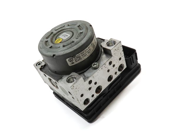 Thumbnail 3: 17-18 AUDI A3 (8V) SEDAN CONVERTIBLE ABS ANTI-LOCK BRAKE PUMP w/ CONTROL MODULE
