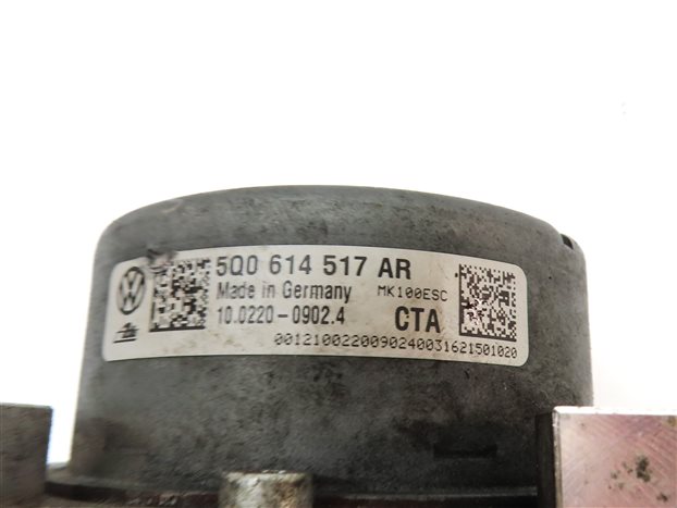 Thumbnail 7: 17-18 AUDI A3 (8V) SEDAN CONVERTIBLE ABS ANTI-LOCK BRAKE PUMP w/ CONTROL MODULE