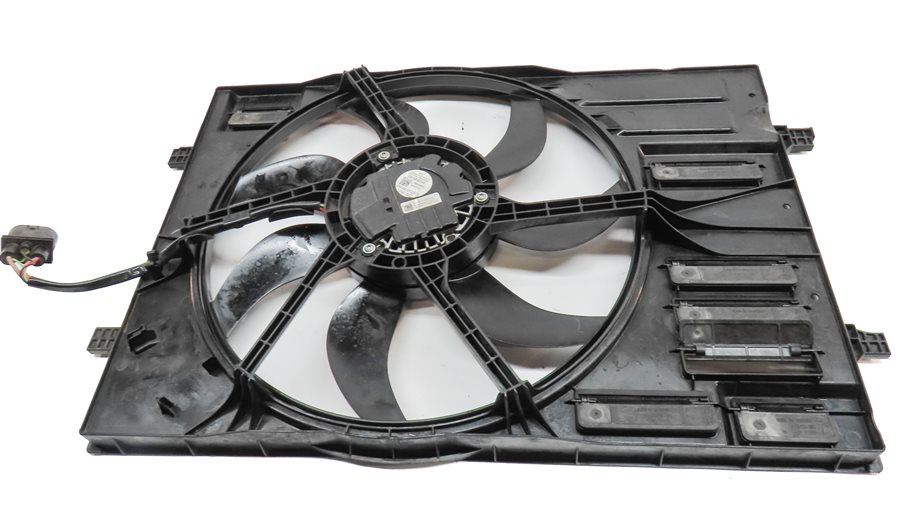Thumbnail 5: 2017-2019 AUDI A3 (8V) 2.0L TURBO ENGINE RADIATOR COOLING FAN BLADE w/ MOTOR