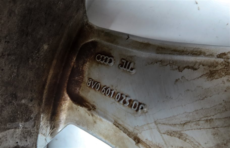 Thumbnail 4: 2017-2018 AUDI A3 (8V) 17X7.5 INCH ALUMINUM ALLOY 5 SPOKE (OPT CTO) WHEEL RIM