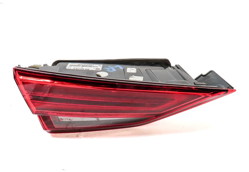 Thumbnail 5: 17-19 AUDI A3 (8V) REAR LEFT INNER TRUNK MOUNTED LED TAILLIGHT TAIL LIGHT LAMP
