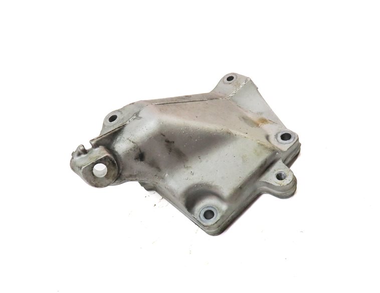Thumbnail 3: 2008 MERCEDES GL450 (X164) 4.6L (273.9) RIGHT ENGINE MOTOR MOUNT BRACKET